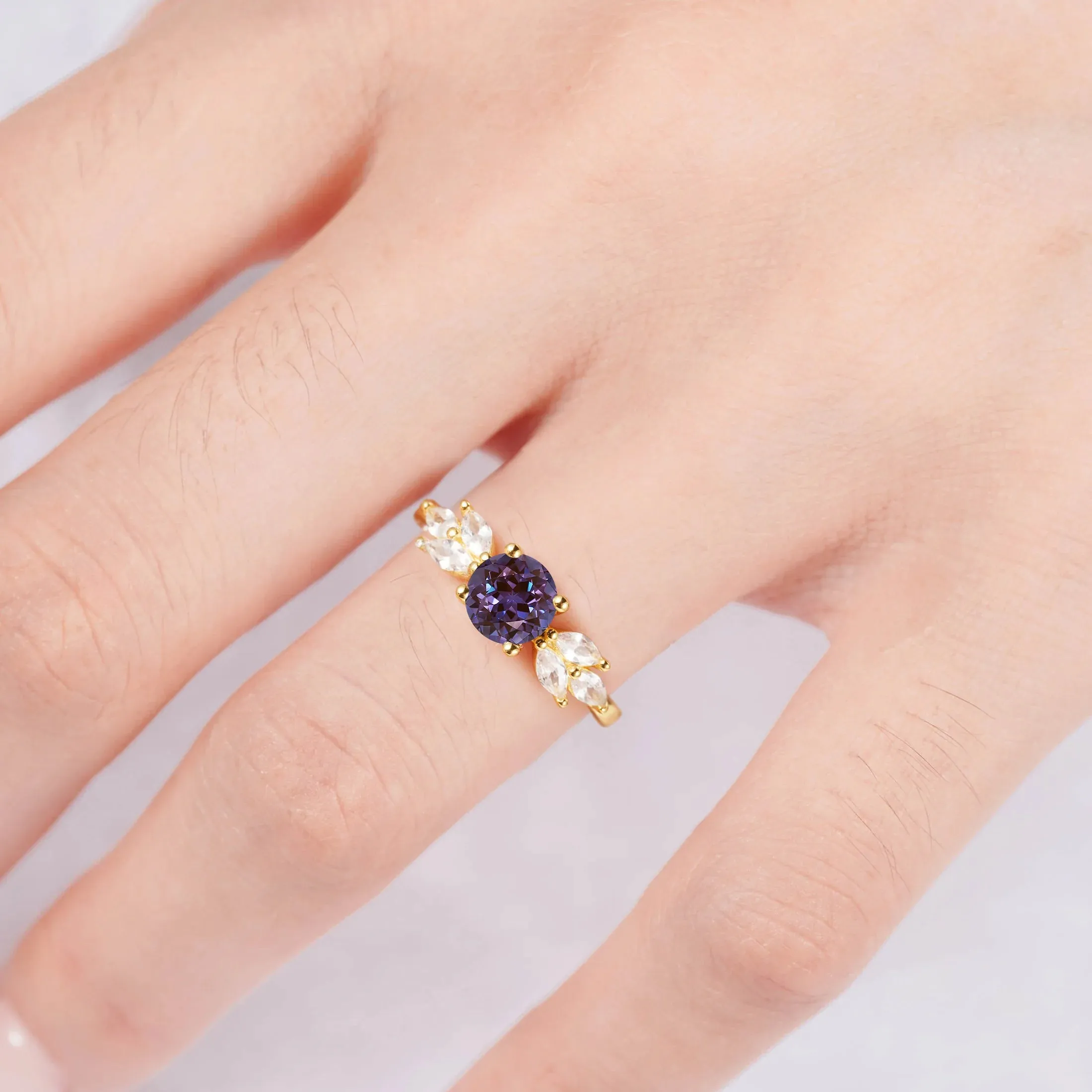 Ada Gemstone Ring Gold