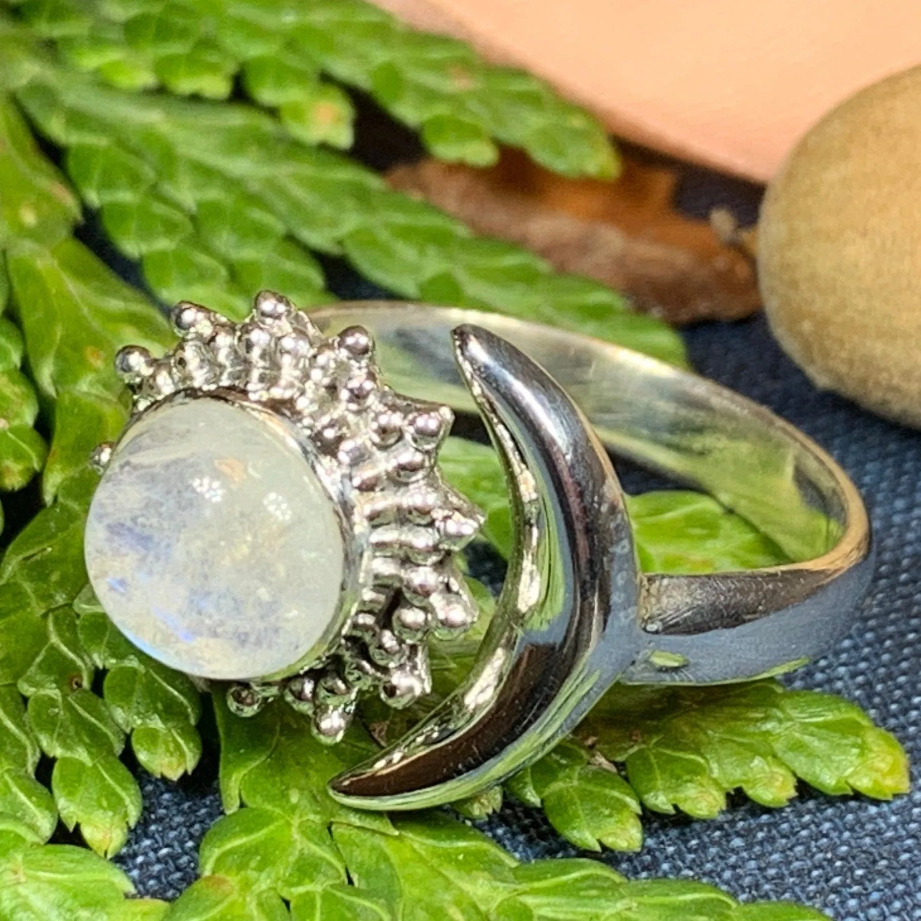 Bella Luna Crescent Moon Ring