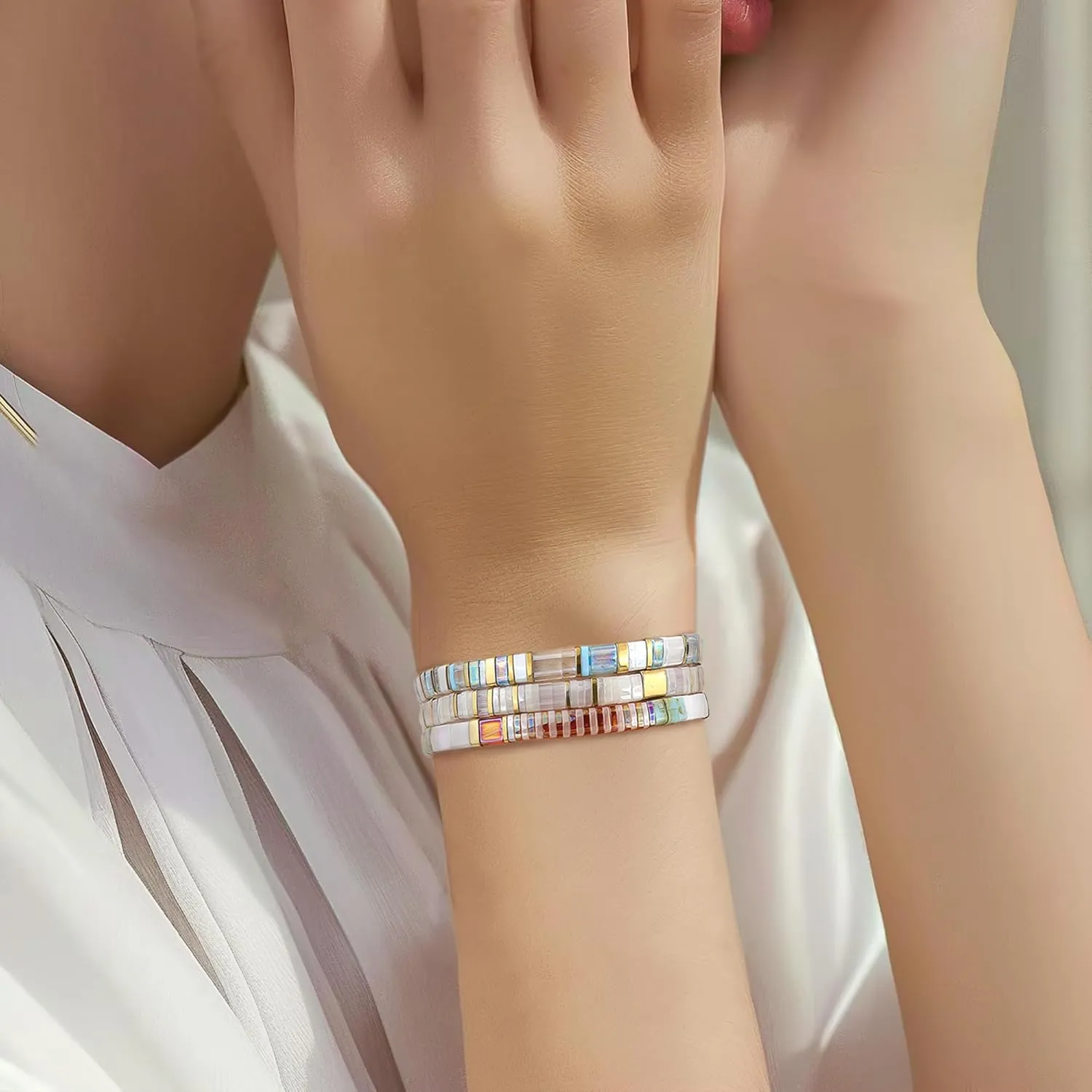 Sonateomber Tila Flat Beaded Stretch Bracelets for Women, Trendy Stackable Colorful Glass Square Beads Stack Bracelet Beach Jewelry Gift