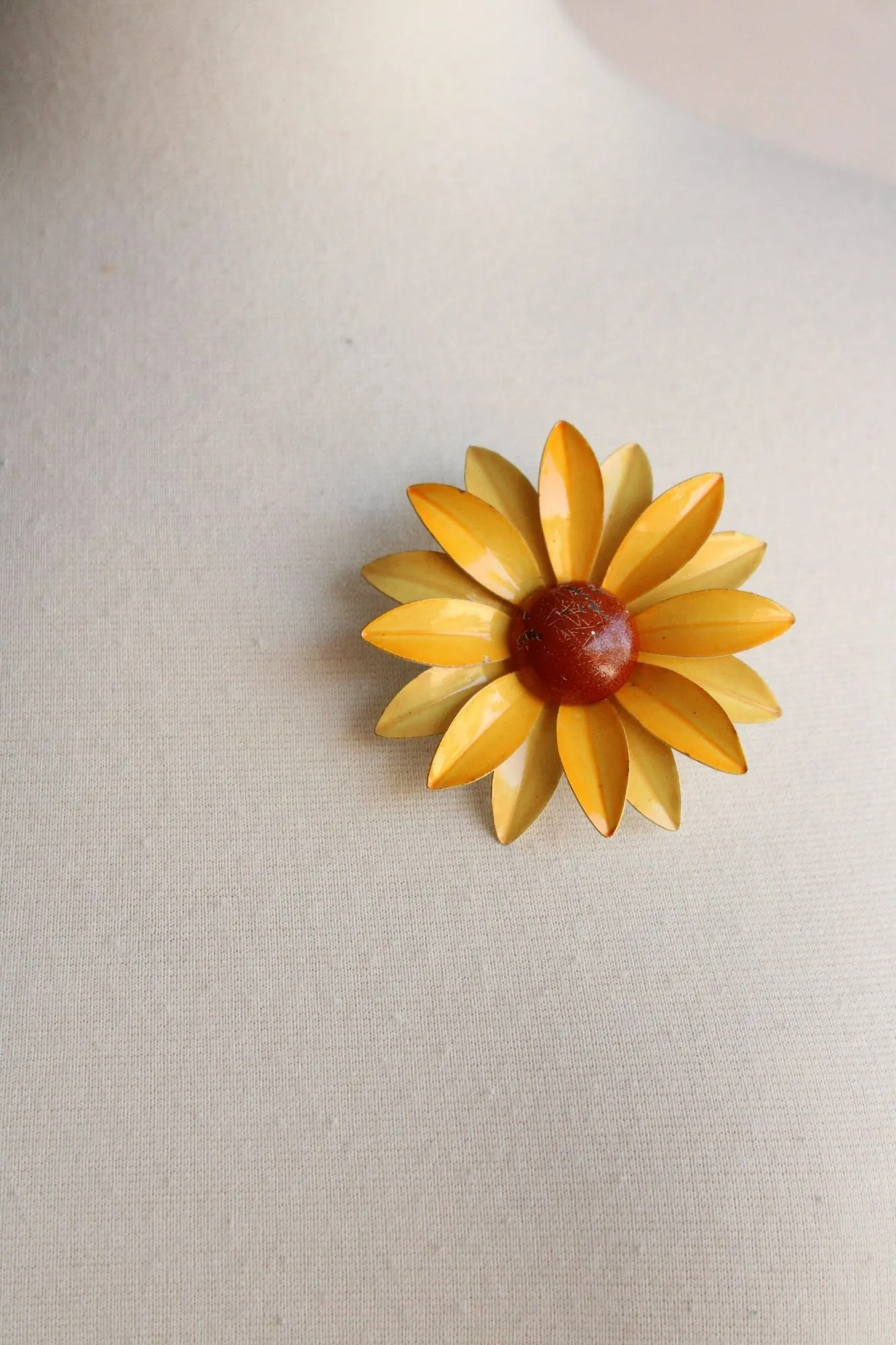 Vintage 1960s Sunflower Brooch in Yellow and Brown